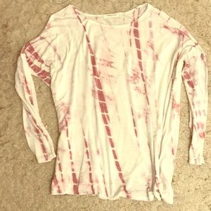 Slouchy tie die top